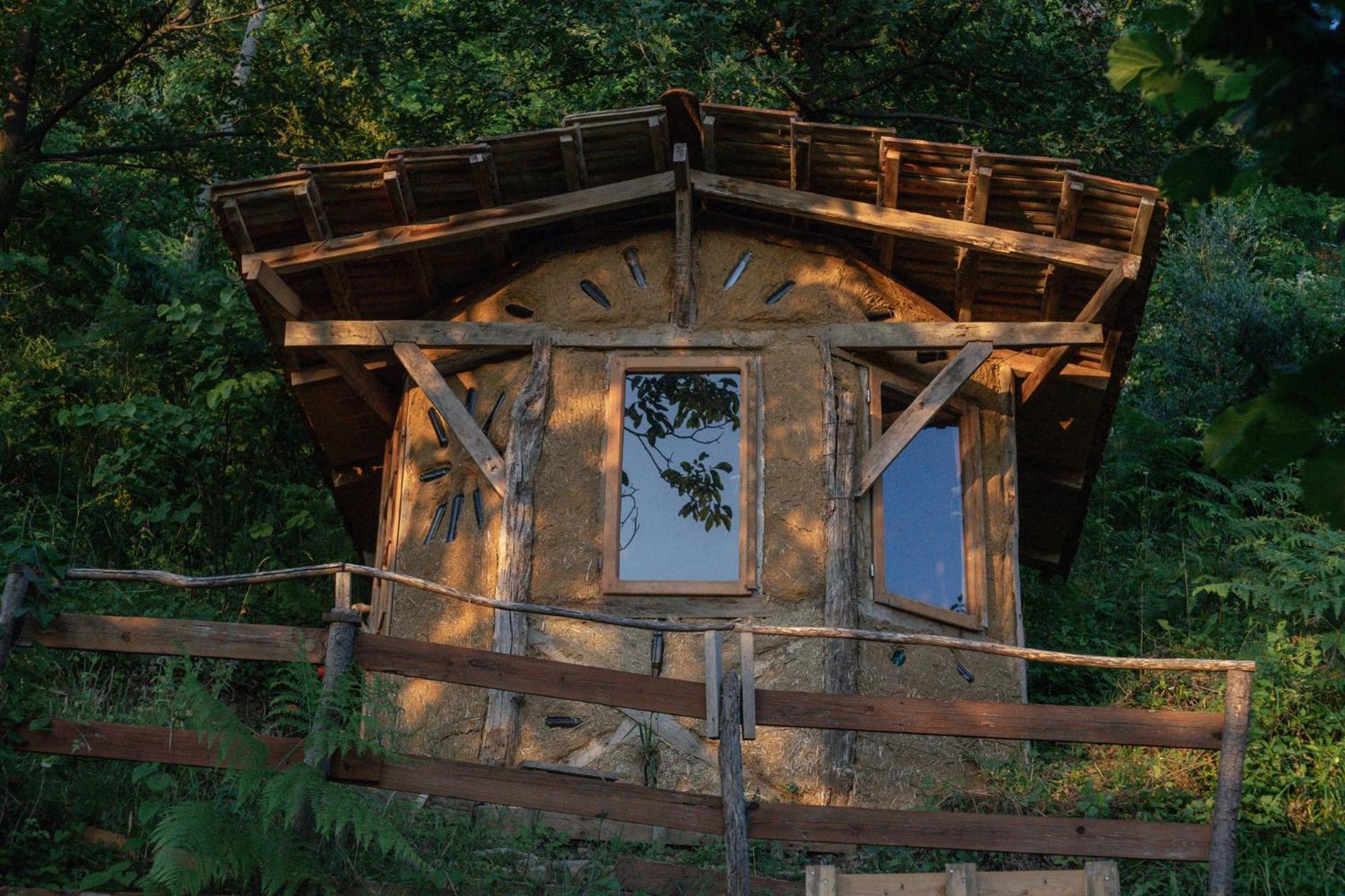 The House In The Village Pellumbas Εξωτερικό φωτογραφία