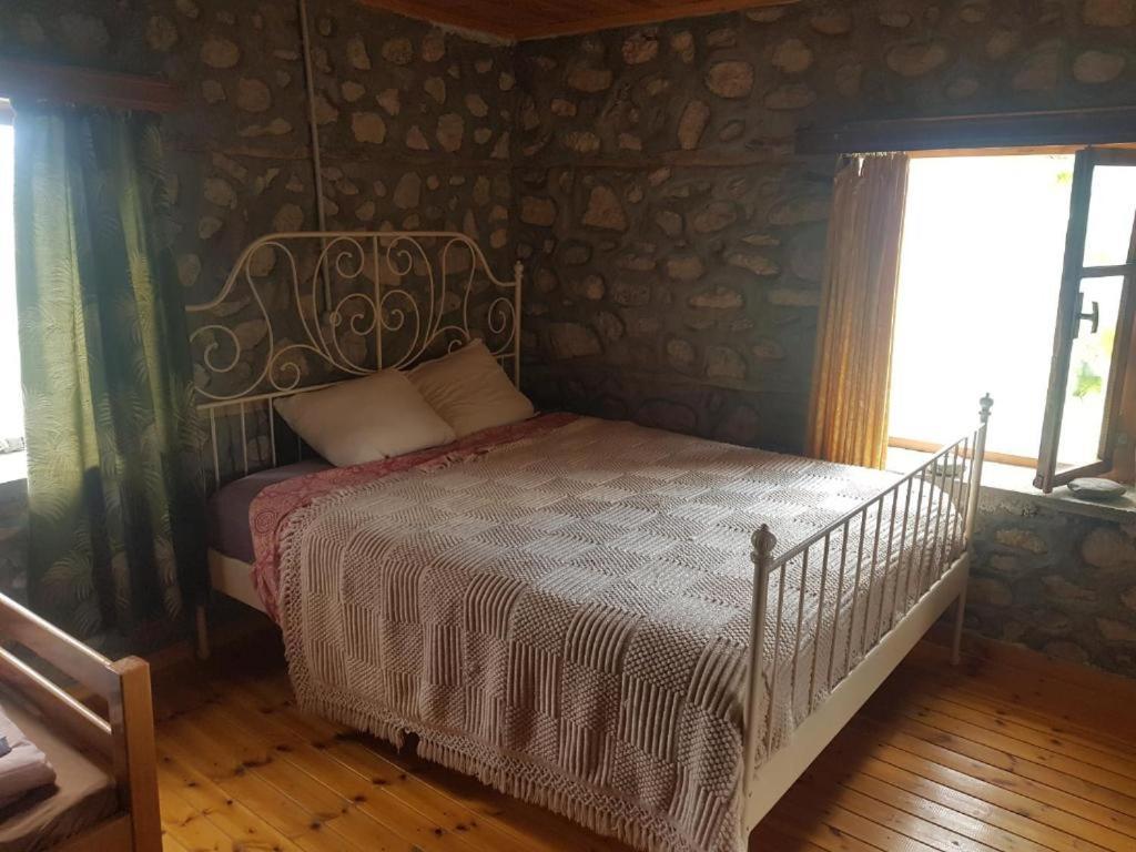 The House In The Village Pellumbas Δωμάτιο φωτογραφία